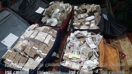 عنتيل الرشوة .. الصور الكاملة للأموال التي ضُبطت في منزل موظف مجلس الدولة 12 صور الأموال المضبوطة لدي عنتيل الرشوة