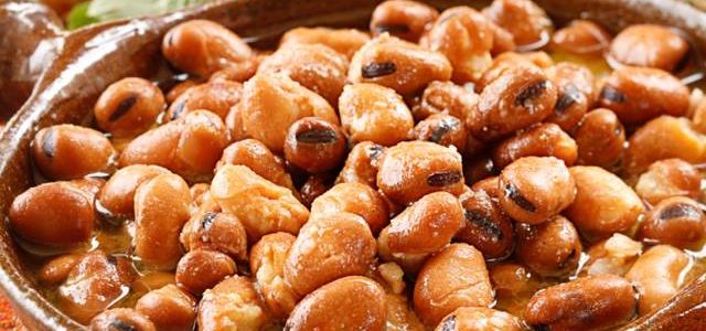 تدميس الفول بالمنزل … أفضل من شراءه