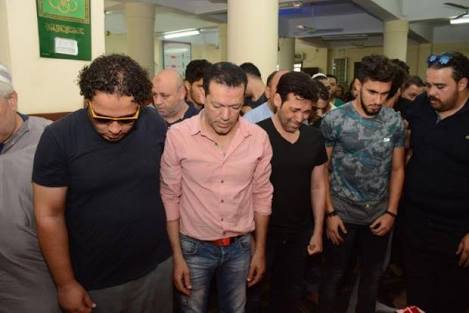 بالصور تشييع جنازة والدة الفنان سعد الصغير 13 بالصور تشييع جنازة والدة الفنان سعد الصغير 4