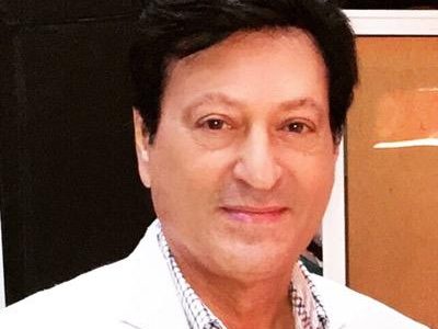 محمد الحلو يعتدي علي رامز جلال ضرباً بالحزام