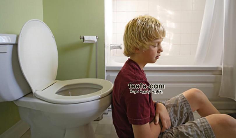 كيفية التخلص من الإمساك - طريقة التخلص من الإمساك 24 constipation-children