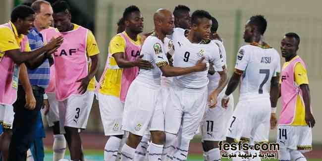 جامع كرات منتخب غانا يتقاضى 100 ألف دولار فى “الماتش” 10 جامع كرات منتخب غانا يتقاضى 100 ألف دولار فى “الماتش”