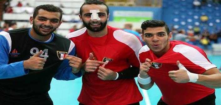 مشاهدة مباراة مصر و فرنسا في كأس العالم لكرة اليد للشباب يوتيوب بدون تقطيع 10 مهاب عثمان مع زملائه في منتخب شباب مصر لكرة اليد