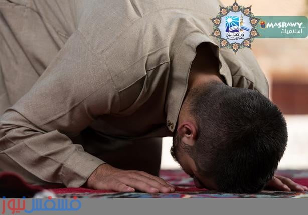 كيفية الطريقة الصحيحة للسجود عند جمهور الفقهاء ؟