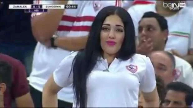 خسارة فريق الزمالك من صن داونز في نهائي أفريقيا أبكت الفنانة دينا الحلوي بالصور 15 الفنانة دنيا الحلو