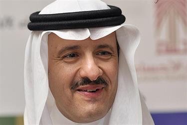 السعودية تلغى رحلات لحجوزات قطرين لإداء العمره