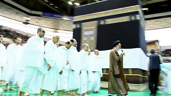 إيران تفتتح أول هيكل للكعبة في العالم وتدعو المسلمين لأداء الحج والعمرة