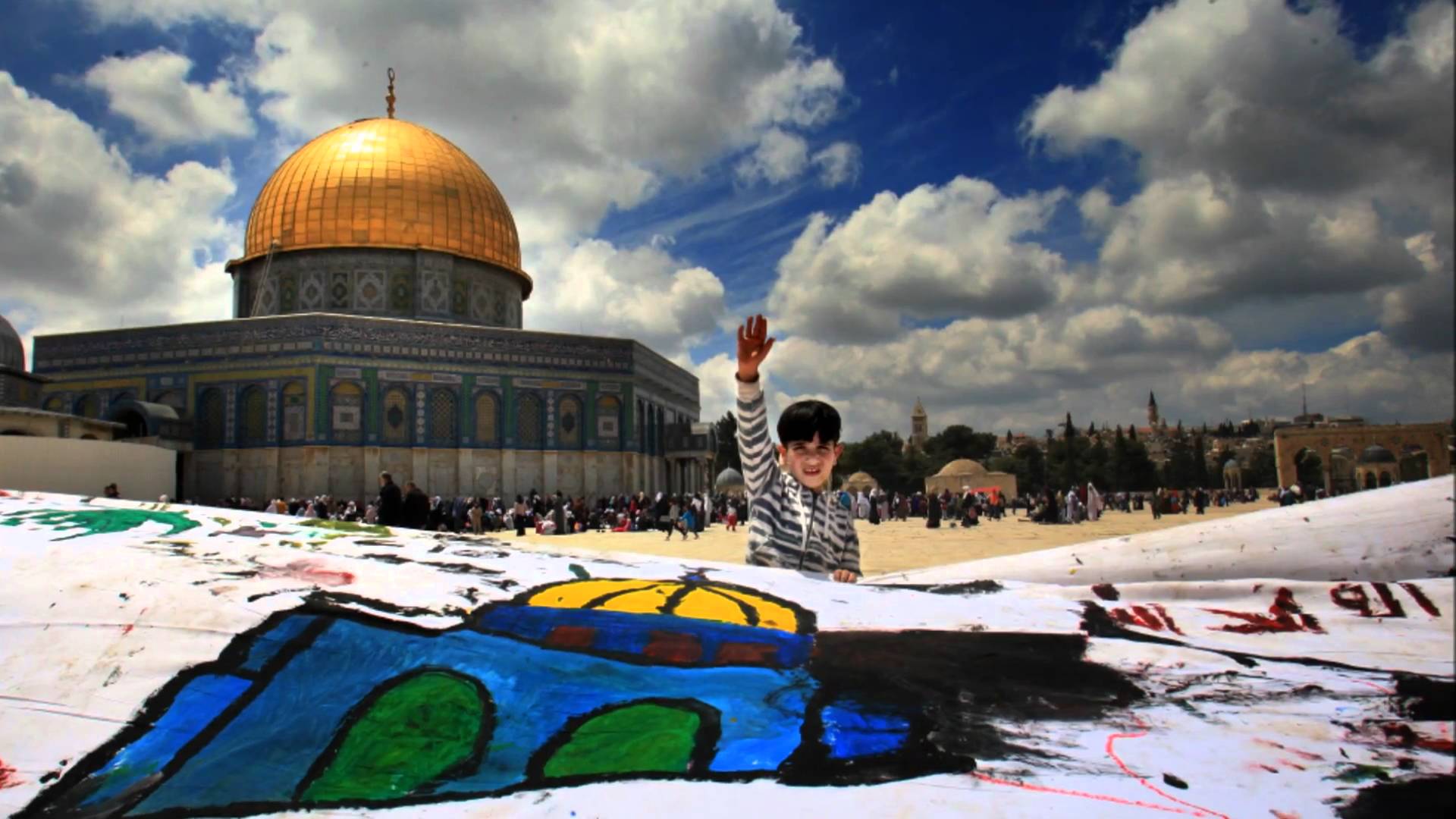 إسرائيل تغلق المسجد الأقصى عقب دخول الفلسطينيين إليه من باب "حطة" 2