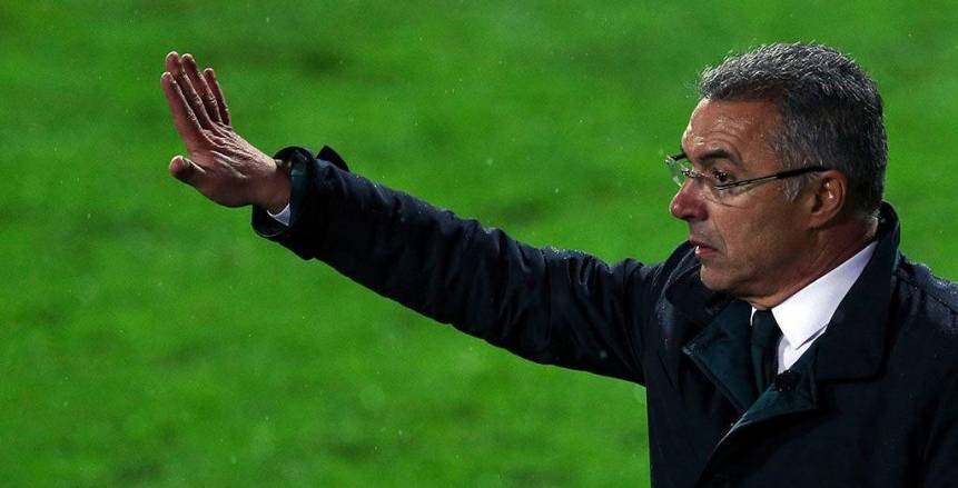 إيناسيو يهاجم مسؤولي الزمالك و يؤكد علي عدم رغبته في بيع شيكابالاً. 17 إيناسيو يهاجم مسؤولي الزمالك و يؤكد علي عدم رغبته في بيع شيكابالاً. 7