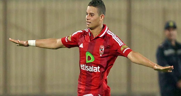 مدافع الأهلي يتلقى عرضاً للعب في الدوري الإنجليزي 24 مدافع الأهلي يتلقى عرضاً للعب في الدوري الإنجليزي 14