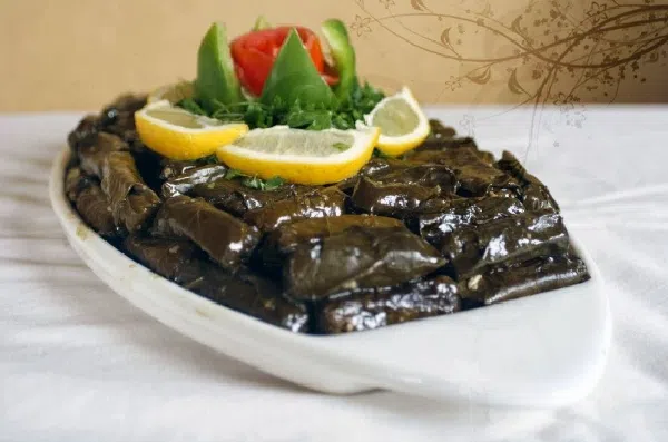 طريقة ورق العنب منال العالم طريقة ورق العنب منال العالم