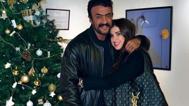 ياسمين عبد العزيز تحتفل بعيد ميلادها وهكذا احتفل العوضي بها