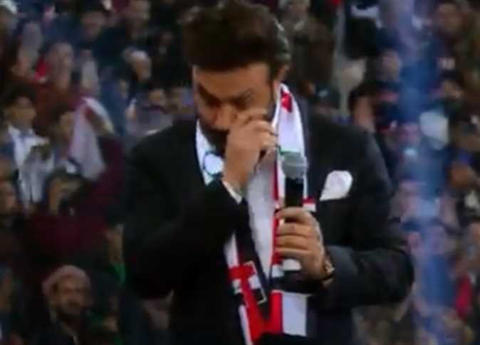 ماجد المهندس يغني النشيد العراقي بالبكاء ماجد المهندس يغني النشيد العراقي بالبكاء
