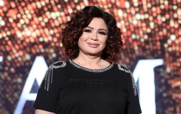 إلهام شاهين تثير الجدل إلهام شاهين تثير الجدل