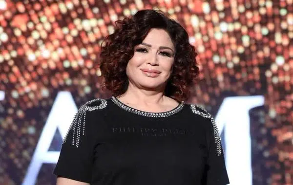إلهام شاهين تثير الجدل