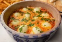 طريقة البيض التركي بالطماطم