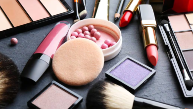 مستحضرات التجميل والعطور